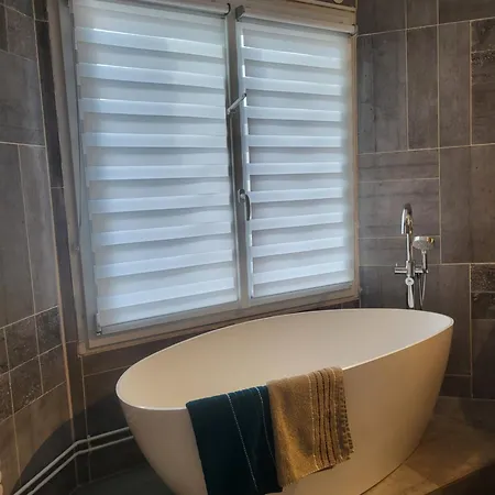 Le 7 Homestay Bussy-Saint-Georges